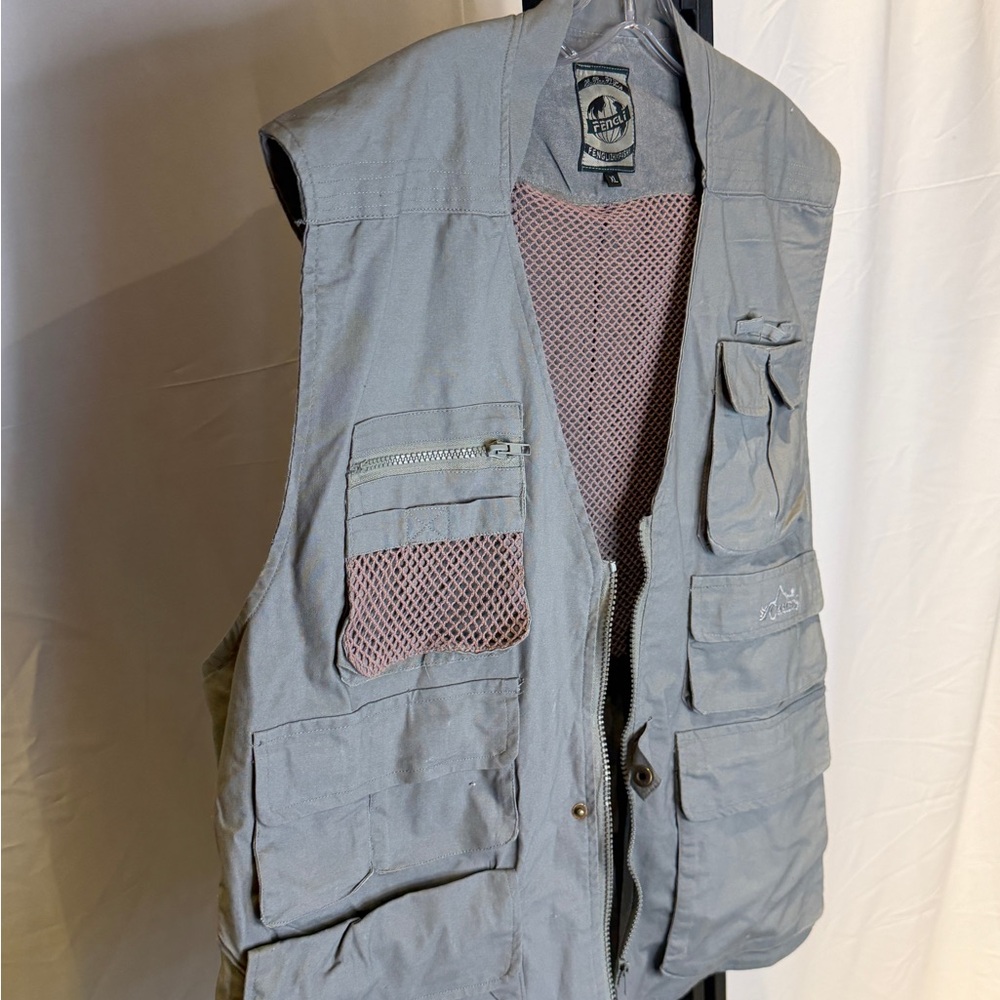 Men's Khaki Outdoor Utility Vest - Picture 2 of 4